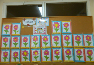 Prace plastyczne grupy Krasnali - Kwiaty dla Mamy